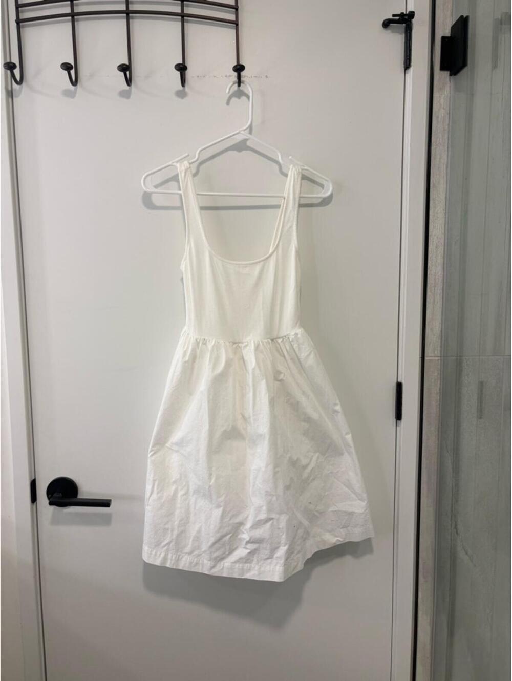 Elodie White Sleeveless Scoop Neck Dress